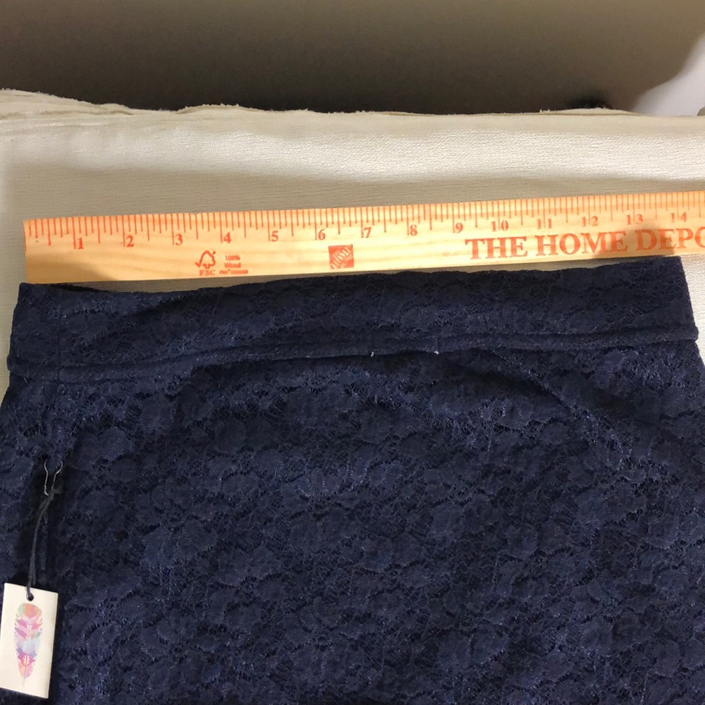 Forever 21 Navy Blue Skirt size 12 - Picture 6 of 8